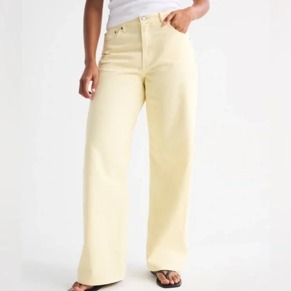 Universal Thread Wide Leg Jeans in Pale Yellow